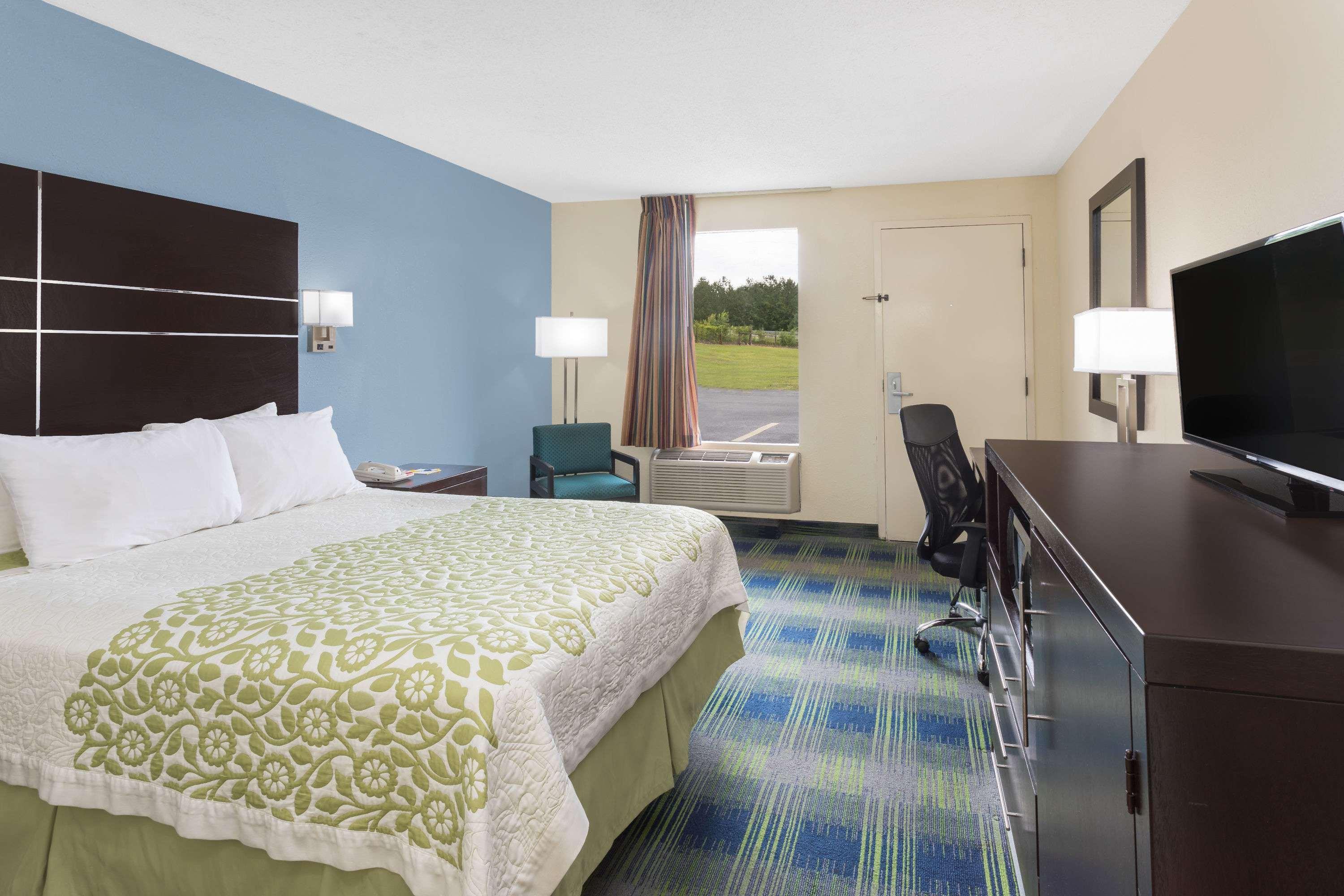 Days Inn By Wyndham Newberry South Carolina Zewnętrze zdjęcie